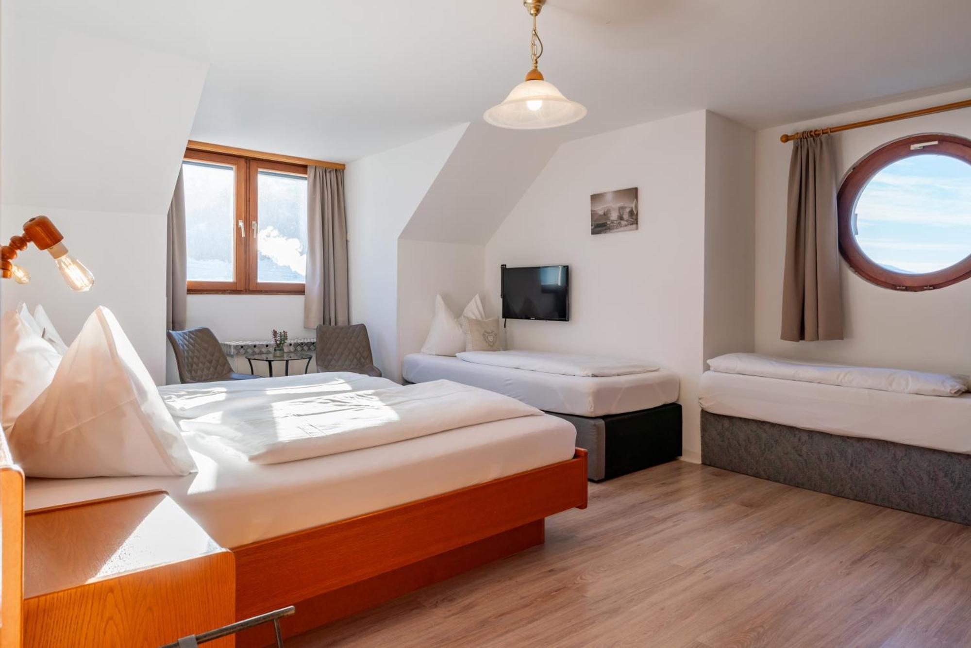 Hotel Gasthof Post 弗希安德格洛可尼 外观 照片
